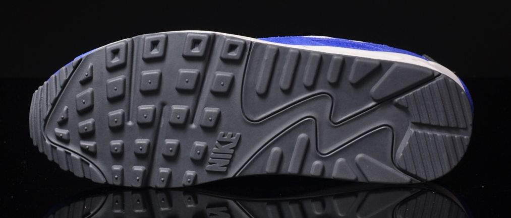 Nike Air Max 90 Essential Suede Pack 11
