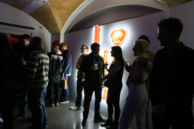 Nike Air Max Anniversary London Mingling 1