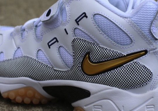 Nike Air Turf Raider – White – Metallic Gold – Midnight Navy