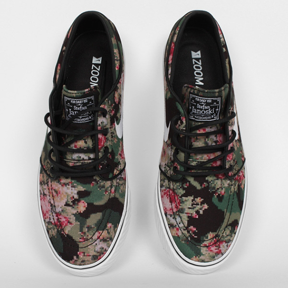 Nike Janoski Floral Digi Camo 4