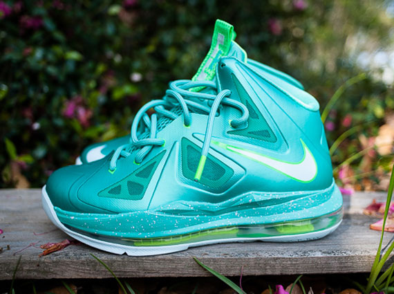 Nike Lebron X Gs Easter