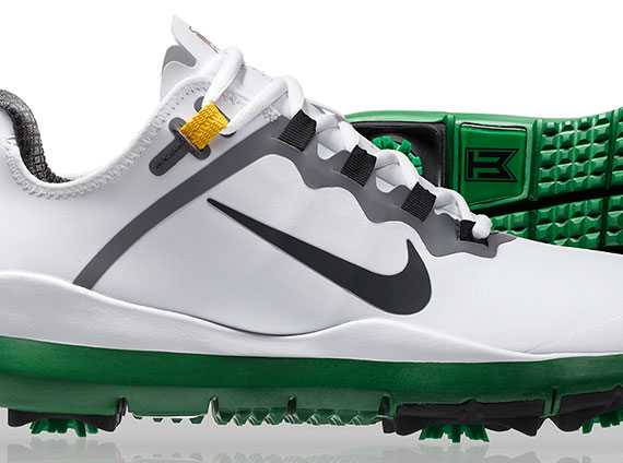 Nike TW ’13 – White – Anthracite – Pine Green