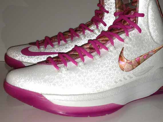 Nike KD 5 "Aunt Pearl"