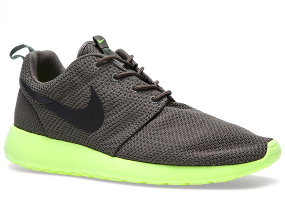 roshe-olive-volt-01 Roshe Olive Volt 01