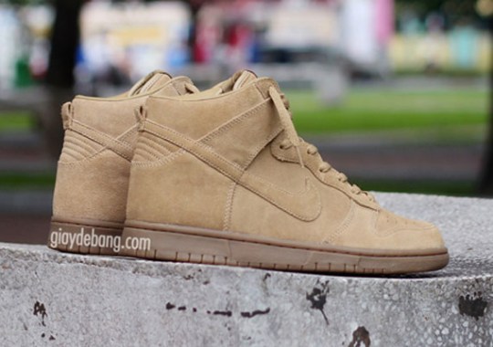 A.P.C. x Nike Dunk High – Beige