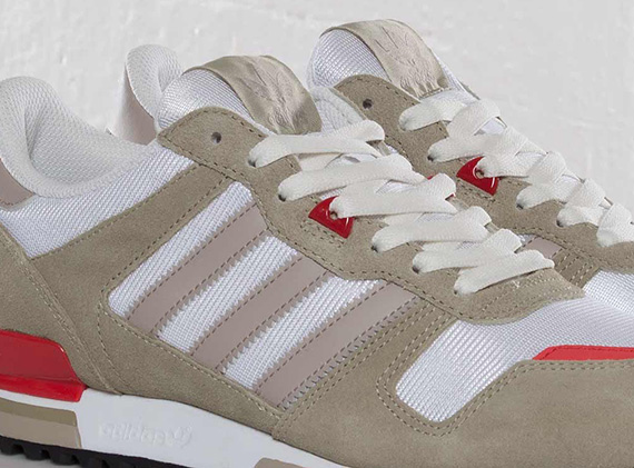 adidas Originals ZX 700 - Stone - Running White