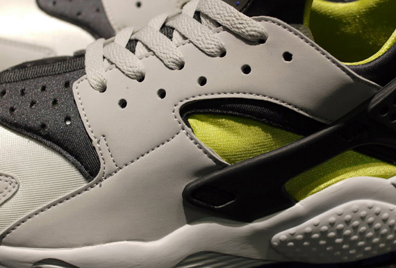 Air Huarache Grey Wht Volt 3