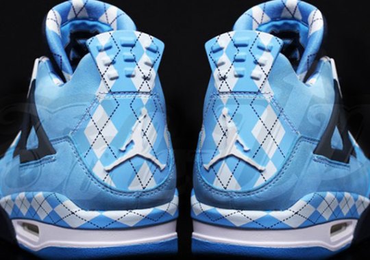 Air Jordan IV Retro “UNC”