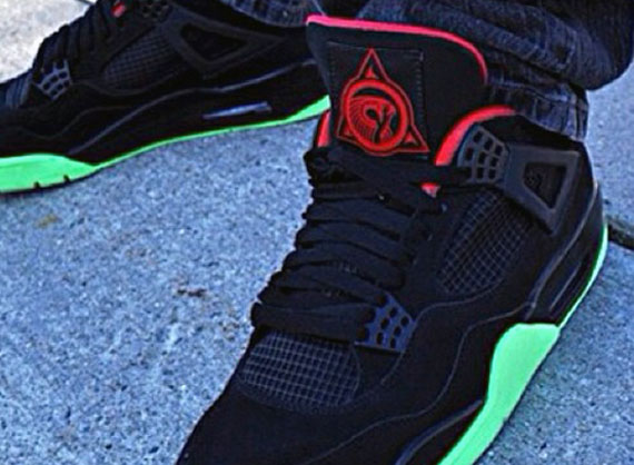 Air Jordan IV - Yeezy 2 "4eezy" Customs