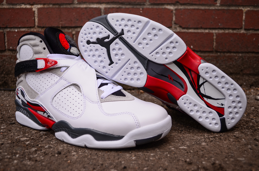 Air Jordan Viii Bugs Bunny Arriving At Retailers 5