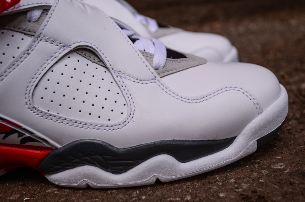 Air Jordan Viii Bugs Bunny Arriving At Retailers 7