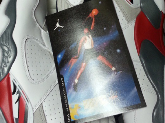 Air Jordan VIII “Bugs” to Include Retro Card