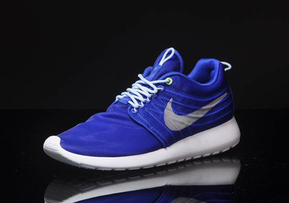 Flywire Nike Roshe Run 12