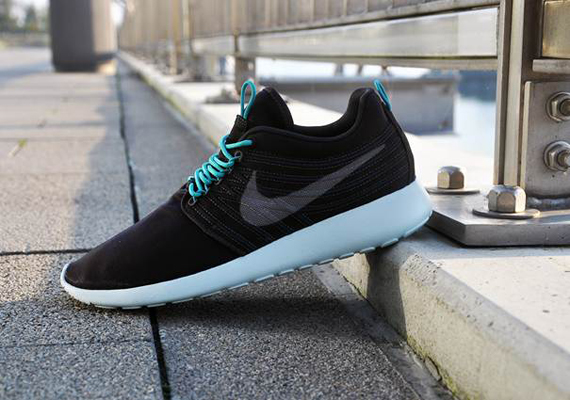 Flywire Nike Roshe Run 5