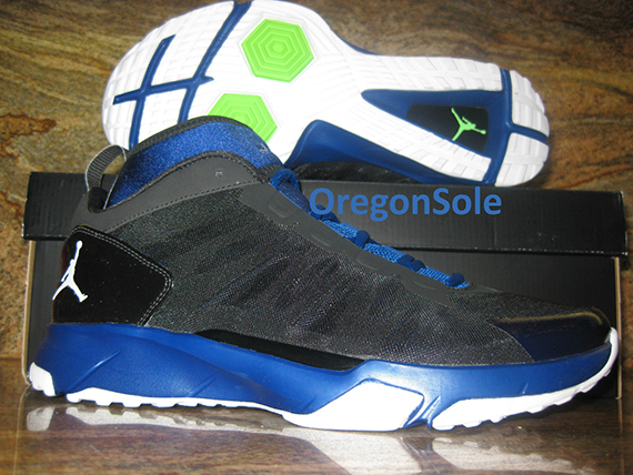 Jordan Dominate Pro Flex Black Royal 2