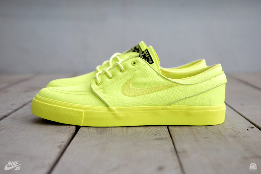 Lemon Twist Volt Janoski 1