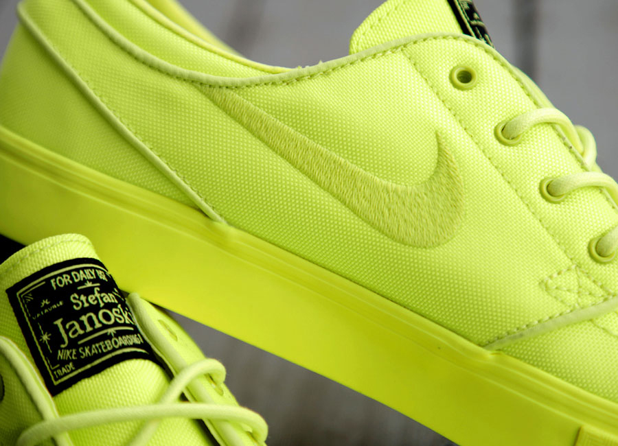 Lemon Twist Volt Janoski 3