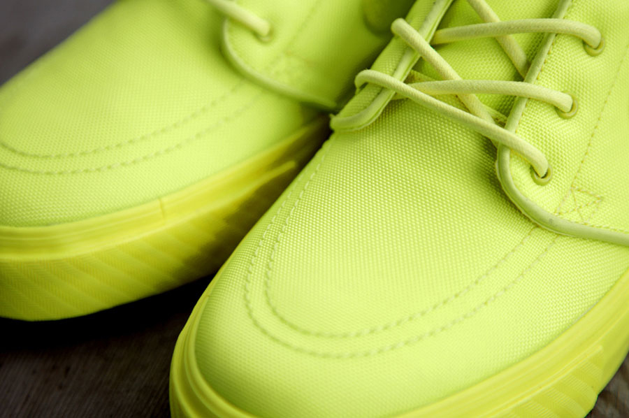 Lemon Twist Volt Janoski 4