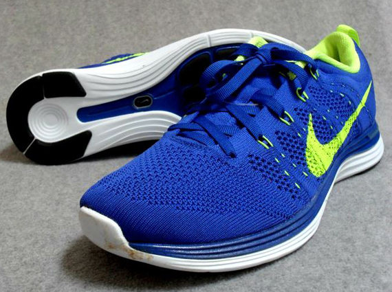 Lunar Flyknit Blue Volt 1