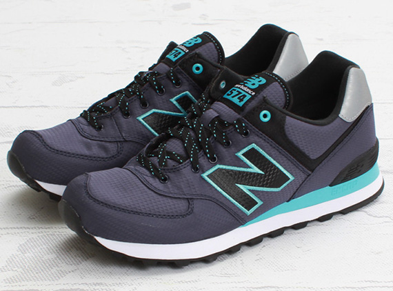 New Balance 574 Windbreaker Pack Navy