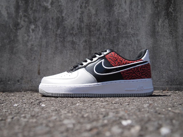 Nike Air Force 1 Low Black Total Crimson Elephant 1