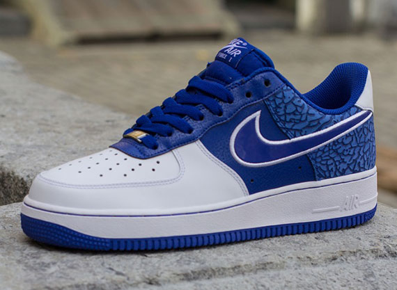 Nike Air Force 1 Low – Hyper Blue – White – Elephant