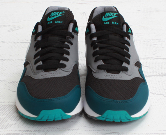 Nike Air Max 1 Essential Black Midnight Turquoise 2