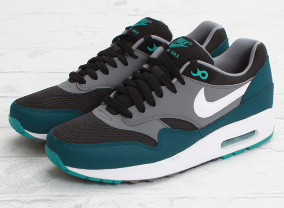 Nike Air Max 1 Essential Black Midnight Turquoise 3