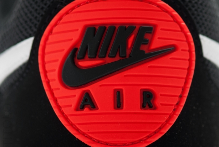 Nike Air Max Ivo 4