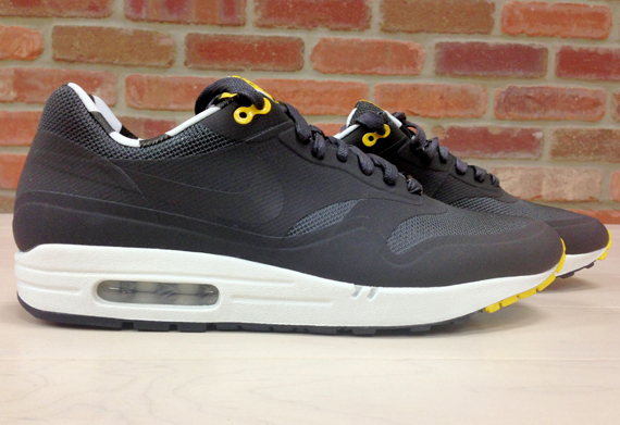 Nike Air Max Paris Slounge 8