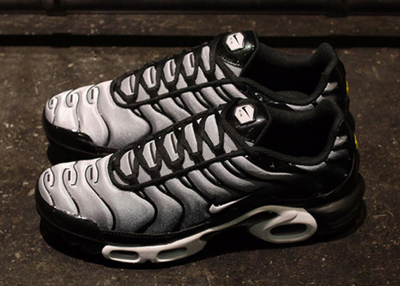 Nike Air Max Plus Black Grey White 1