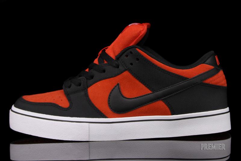 Nike Dunk Low Lr Pimento Black 1