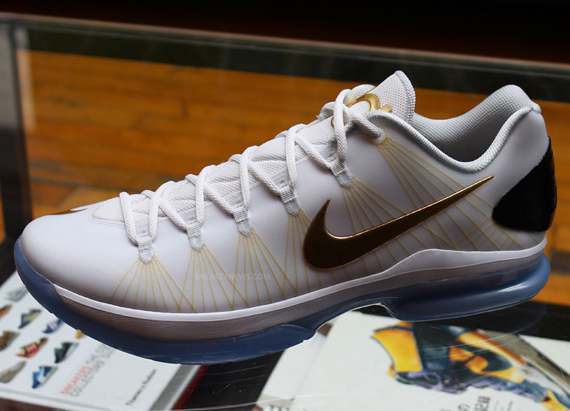 Nike KD V Elite "White/Gold" - Release Reminder