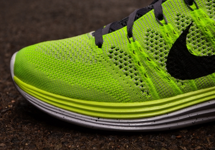 Nike Flyknit Lunar1 Volt 03