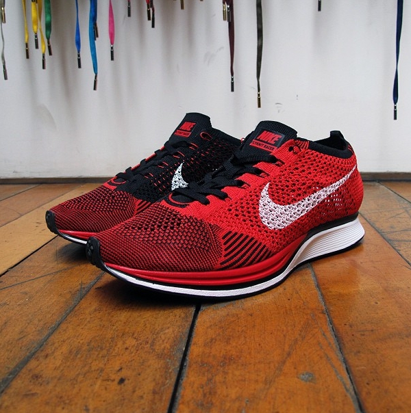 Nike Flyknit Racer Red Black