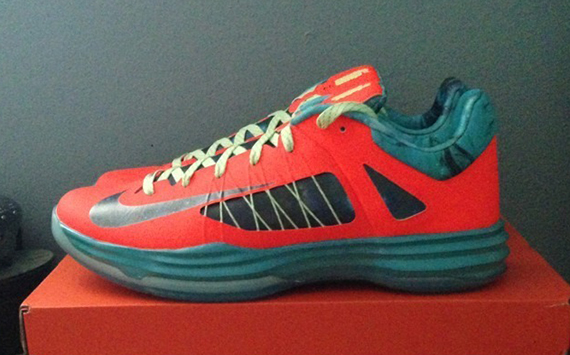 Nike Hyperdunk 2012 Low Area 72 Pe 5