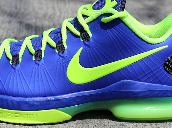 Nike KD V Elite "Superhero" - Arriving at Retailers