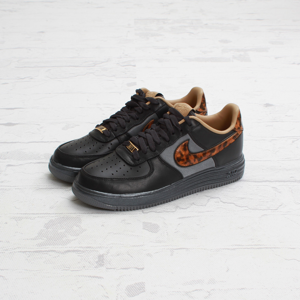 Nike Lunar Force 1 City Pack Quickstrikes Available 9