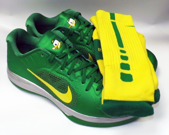 Nike Lunar Hypergamer Low Oregon Civil War Pe 03