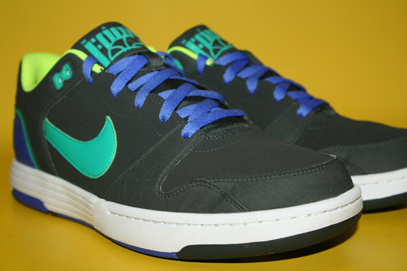 Nike Mach Force Teal Volt 7