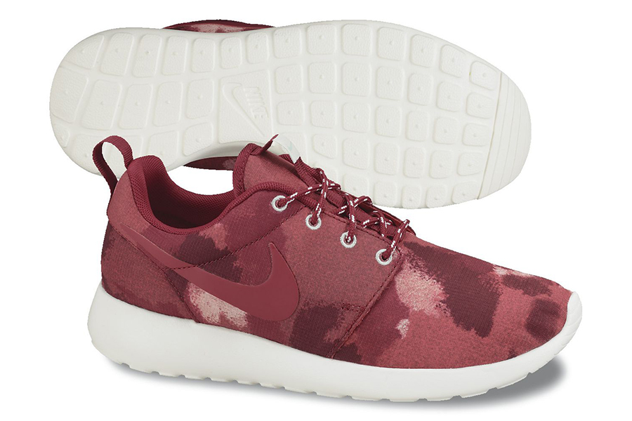 Nike Roshe Run Camo Fusion Red Noble Red Sail August 2013