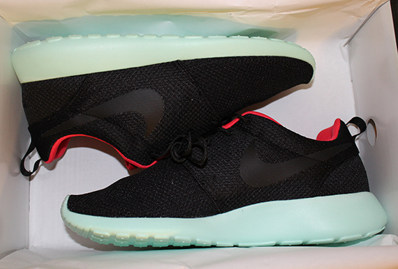 Nike Roshe Run Id Yeezy 2 Black 6