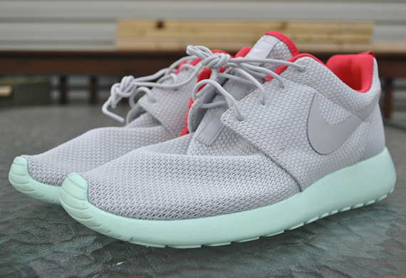 Nike Roshe Run Id Yeezy 2 Pure Platinum 1