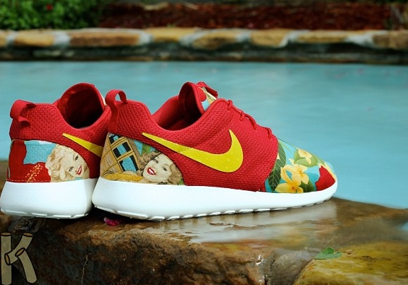 Nike Roshe Run Island Girls 01