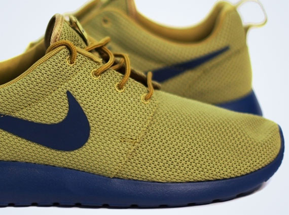 Nike Roshe Run – Tent – Dark Royal Blue | Unreleased Sample