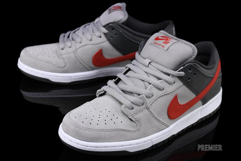 Nike Sb Dunk Low Medium Grey Anthracite University Red 1