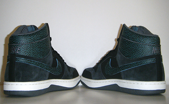 Nike Sky Team 87 Black Green Holiday 2013 Sample 6