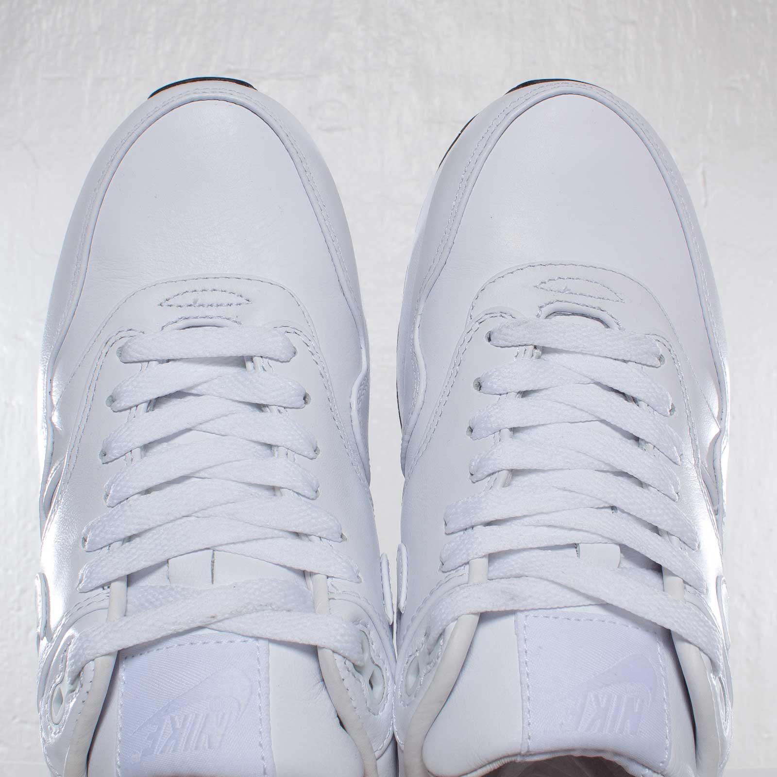 Nike Wmns Air Maxim 1 Sp White 6