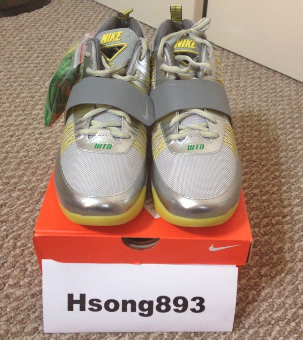 Nike Zoom Revis Oregon Ducks Available On Ebay 01