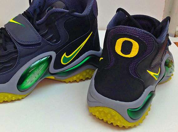 Nike Zoom Turf Jet '97 "Oregon Alternate" Customs by Sole Swap